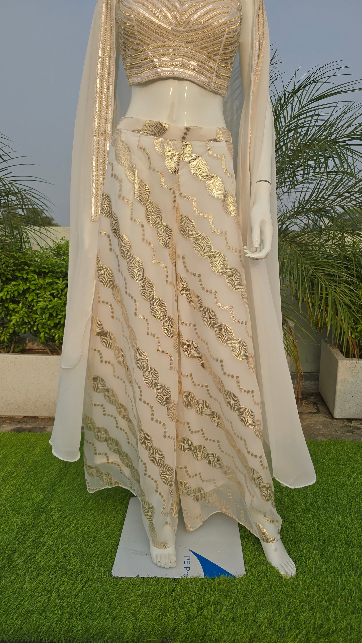 Cream and Gold Regal Cape Set