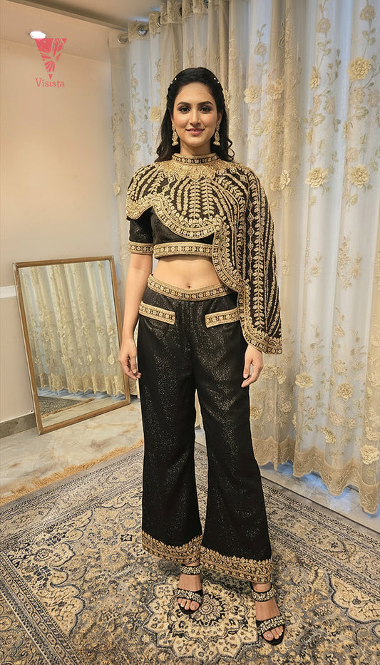 Black and Gold Cape Set